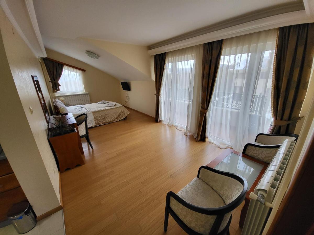 Sunny Hill Apartments & Aqua Park Vrnjačka Banja Eksteriør bilde